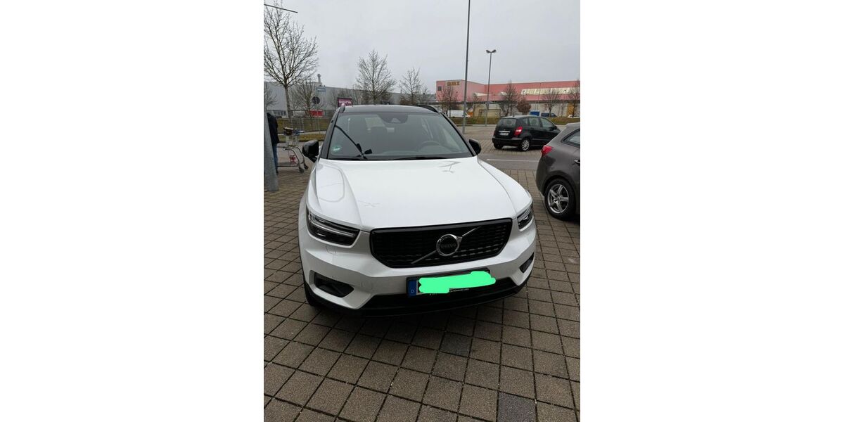 Volvo XC40 46.000 km 25.900 &euro; München 81549