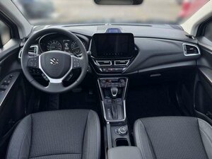 Suzuki SX4 S-CROSS 1.4 COMF.+ALLGRIP 6AT 2.000 km 32.490 &euro; Höhenkirchen-Siegertsbrun 85635