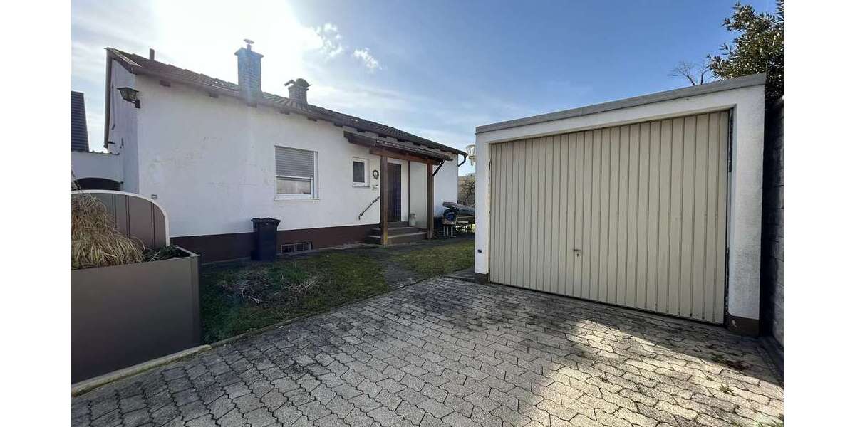 Baugrundstück für Doppelhaus mit Altbestand, zentral in Oberschleißheim - Grundstück Oberschleißheim Oberschleißheim | Angebot:26440201