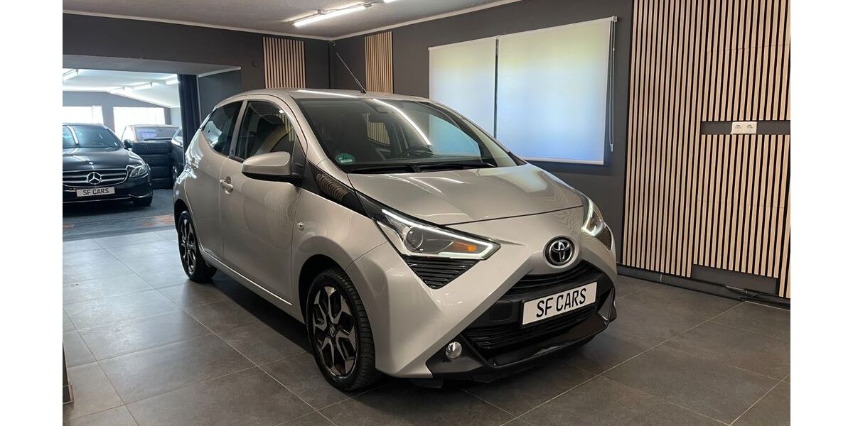Toyota Aygo (X) 84.748 km 10.490 &euro; Bergkirchen 85232