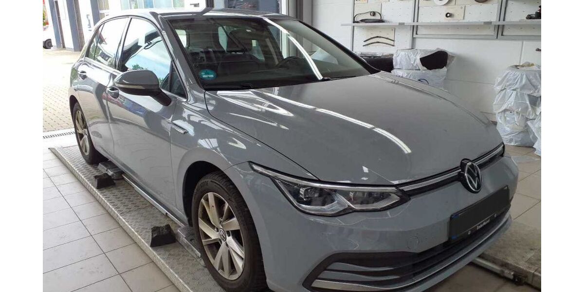 VW Golf 85.086 km 17.730 &euro; Wolfratshausen 82515