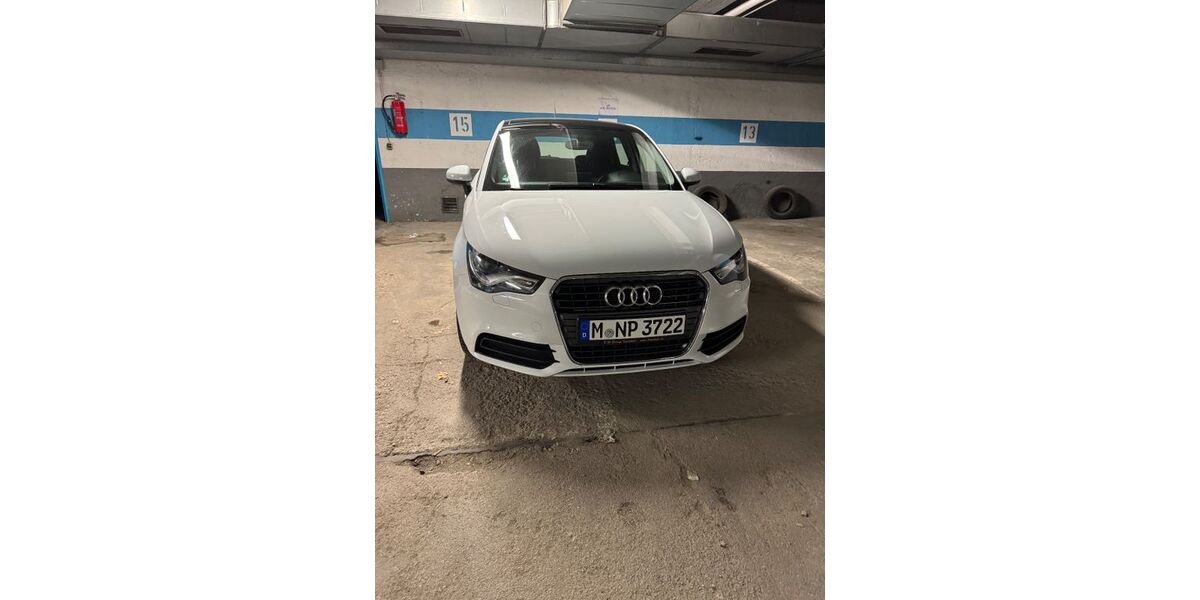 Audi A1 109.000 km 13.900 &euro; München 81739