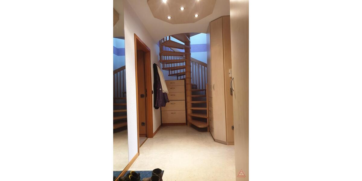 Etagenwohnung Karlsfeld - 4 Zimmer, 109 m&sup2;, 1.650&euro; | Angebot:26662107