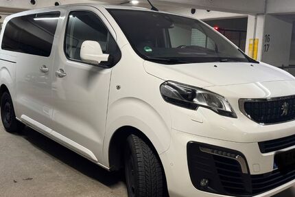 Peugeot Traveller 98.700 km 25.800 &euro; München 81667