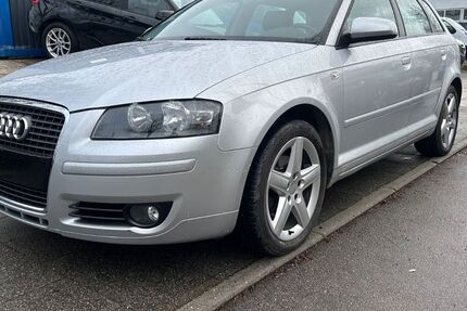 Audi A3 101.080 km 7.500 &euro; München 81825