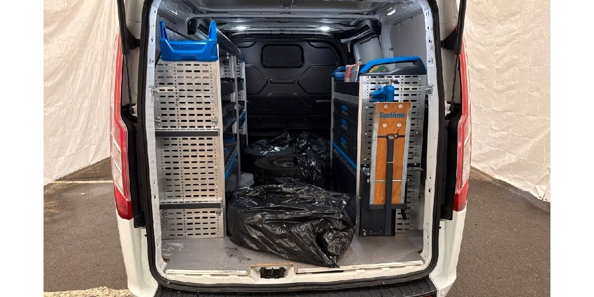 Ford Transit Custom 80.556 km 18.490 &euro; München 81825