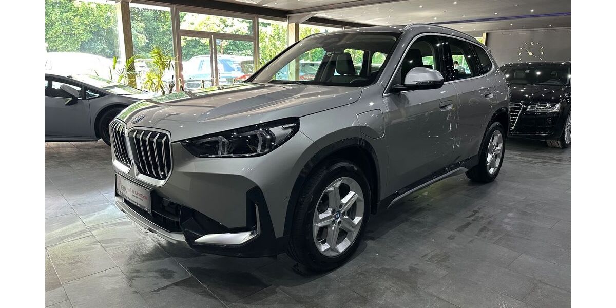 BMW X1 16.500 km 36.890 &euro; Gröbenzell 82194