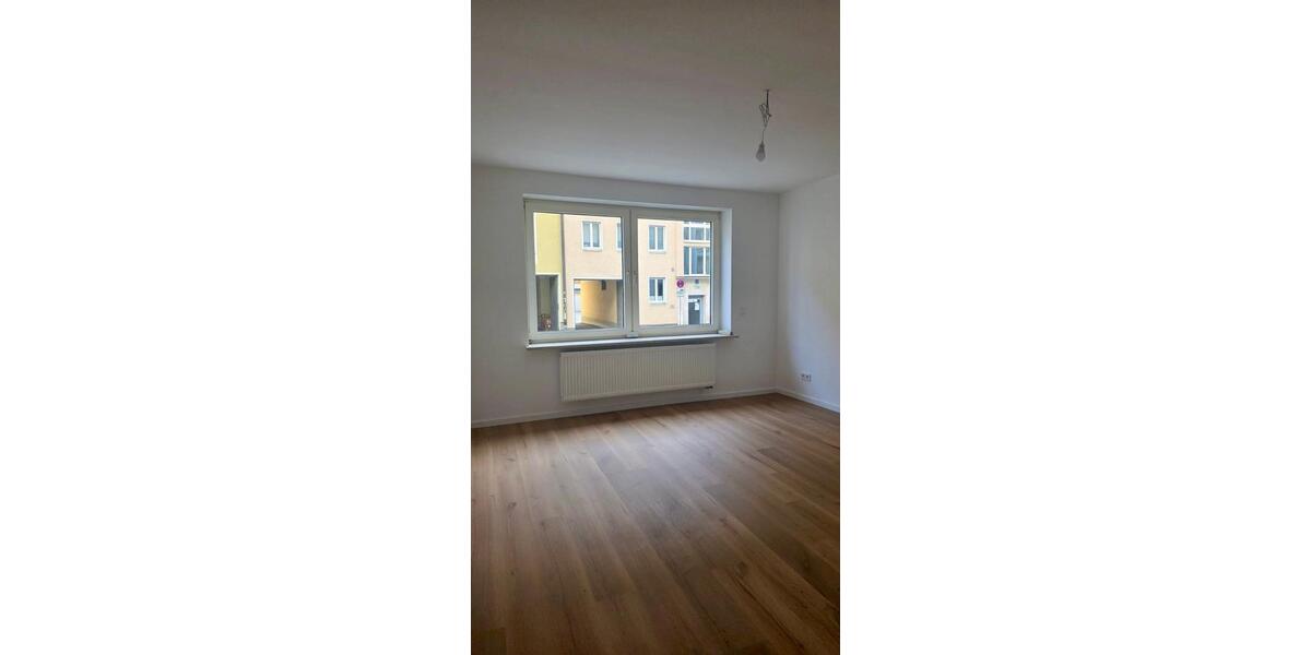 Hochparterre München Maxvorstadt - 2 Zimmer, 52 m&sup2;, 1.900&euro; | Angebot:25852634