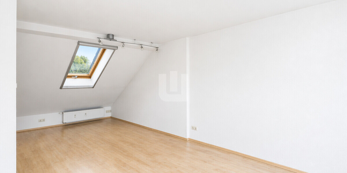 WINDISCH - Gemütliches 1-Zimmer Appartement in ruhiger Lage von Esting - ideal für Singles! - Dachgeschoßwohnung Olching | Angebot:26161419