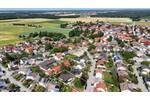 Großzügiges Anwesen inkl. EinliegerWohnung und Baureserve in Brunnthal