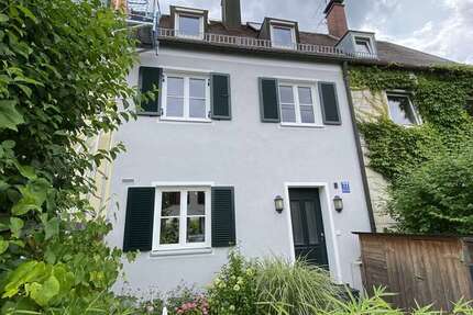 Haus München Pasing-Obermenzing - 4 Zimmer, 140 m&sup2;, 2.800&euro; | Angebot:24811377