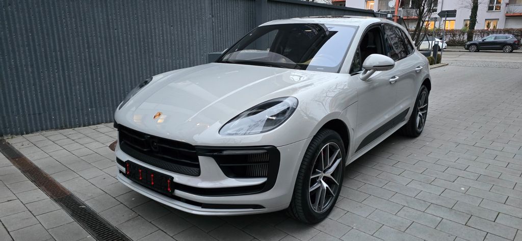 Porsche Macan 60.800 km 64.977 &euro; München 80689