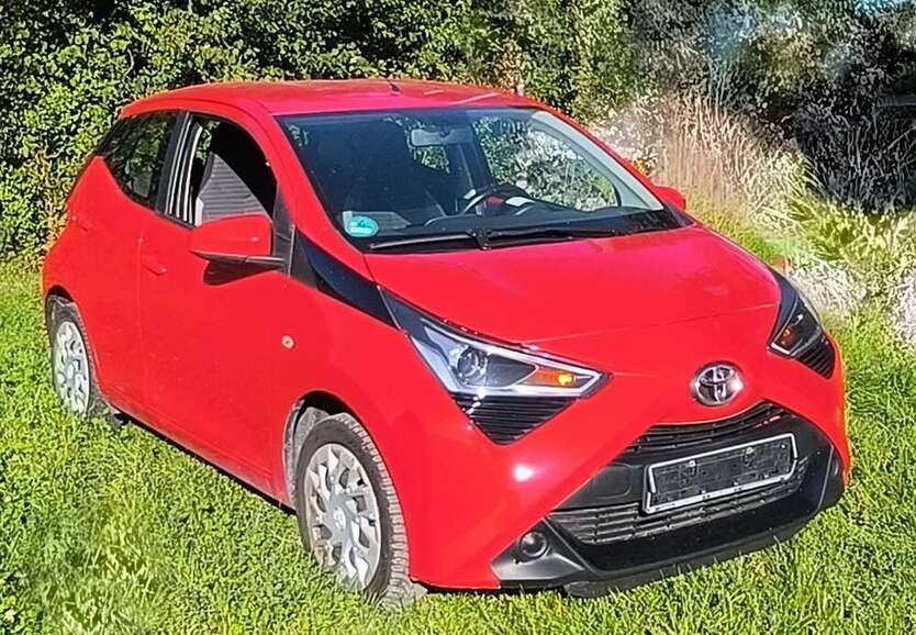 Toyota Aygo 100.000 km 7.500 € Baldham / Vaterstetten 85598