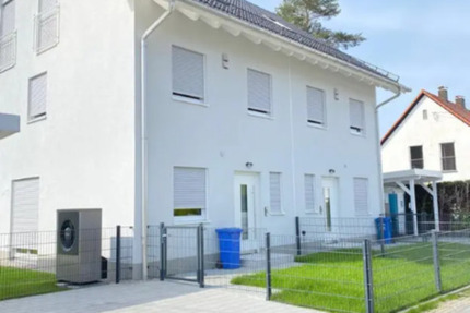 Haus Germering - 7 Zimmer, 118 m&sup2;, 2.950&euro; | Angebot:25258100