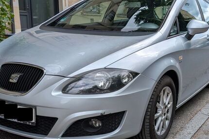 Seat Leon 208.000 km 2.500 &euro; München 81541