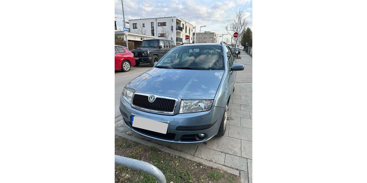 Skoda Fabia 161.500 km 1.950 &euro; München 80809
