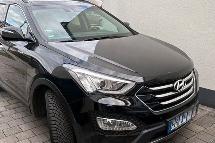 Hyundai SANTA FE 167.000 km 14.200 € Puchheim 82178