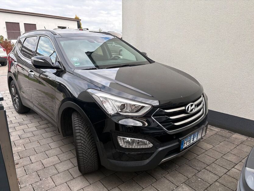 Hyundai SANTA FE 167.000 km 14.200 € Puchheim 82178