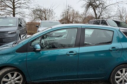 Toyota Yaris 162.000 km 5.700 &euro; Pliening 85652