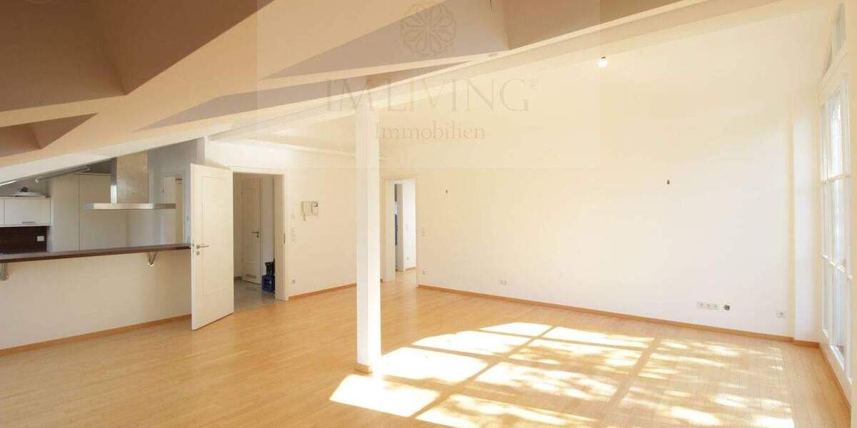 Etagenwohnung Unterhaching - 2 Zimmer, 93 m&sup2;, 1.750&euro; | Angebot:25688734