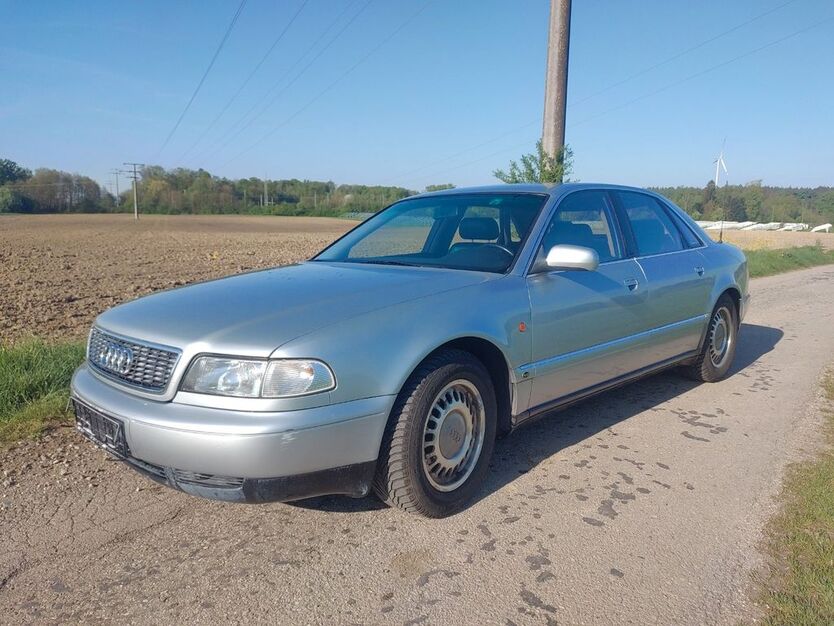 Audi A8 216.000 km 4.900 € Ebersberg 85560