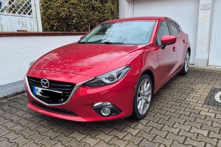 Mazda 3 203.758 km 5.599 &euro; München 81249