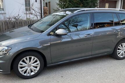 VW Golf 137.605 km 10.500 &euro; Unterhaching 82008