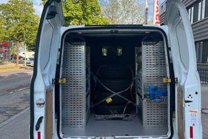 Ford Transit Custom 149.866 km 16.499 &euro; München 81825