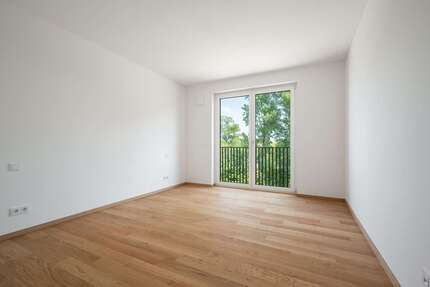 Wohnung Oberschleißheim - 3 Zimmer, 89 m&sup2;, 1.820&euro; | Angebot:27270459
