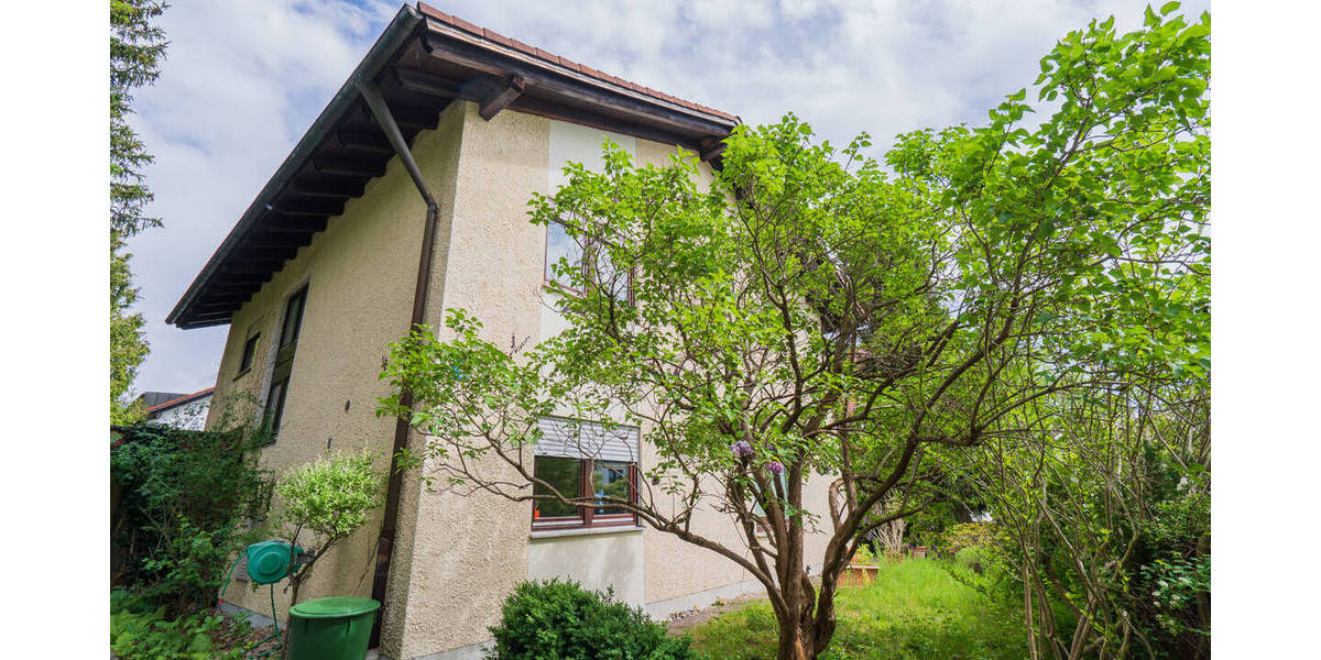 Einfamilienhaus München Ramersdorf-Perlach - 5 Zimmer, 160 m&sup2;, 2.730&euro; | Angebot:26544143