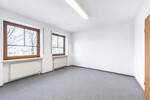 WINDISCH - Attraktive Wohnung mit 4 Zimmern im Herzen von Puchheim - aktuell als Büro genutzt - Etagenwohnung Puchheim | Angebot:25974146