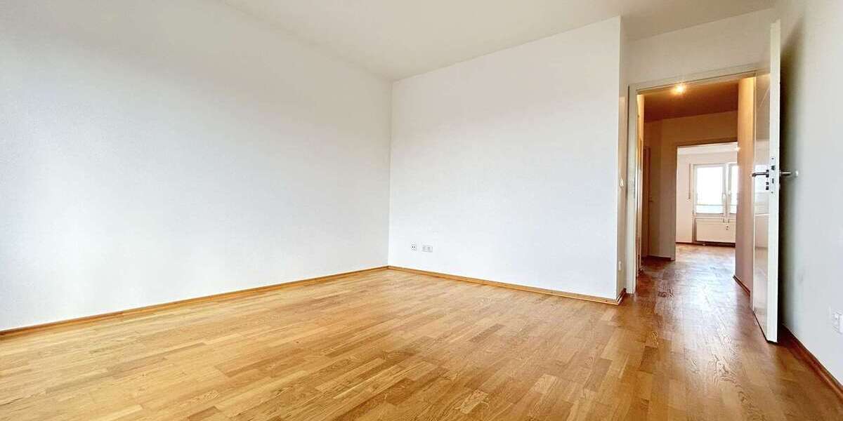 Freie Dachterrassen-Traum-Wohnung in Bogenhausen (Erbpacht) - Dachgeschoßwohnung München Bogenhausen | Angebot:27122731