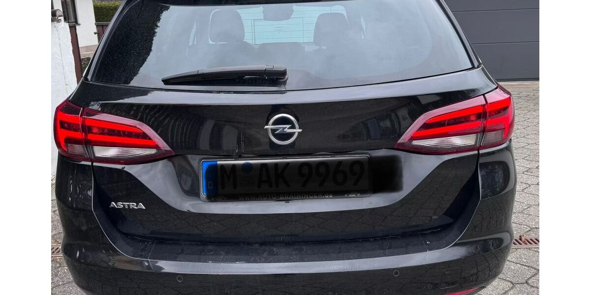 Opel Astra 149.900 km 8.500 &euro; München 81677