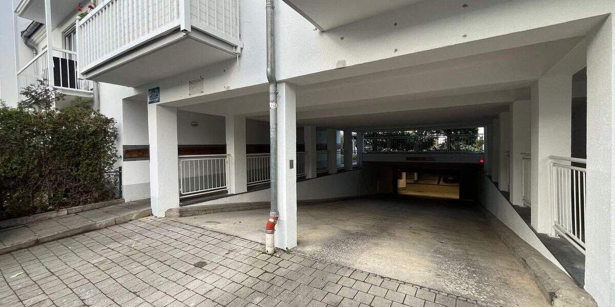 Garagen / Stellplätze München Bogenhausen - 22.000&euro; | Angebot:25771260