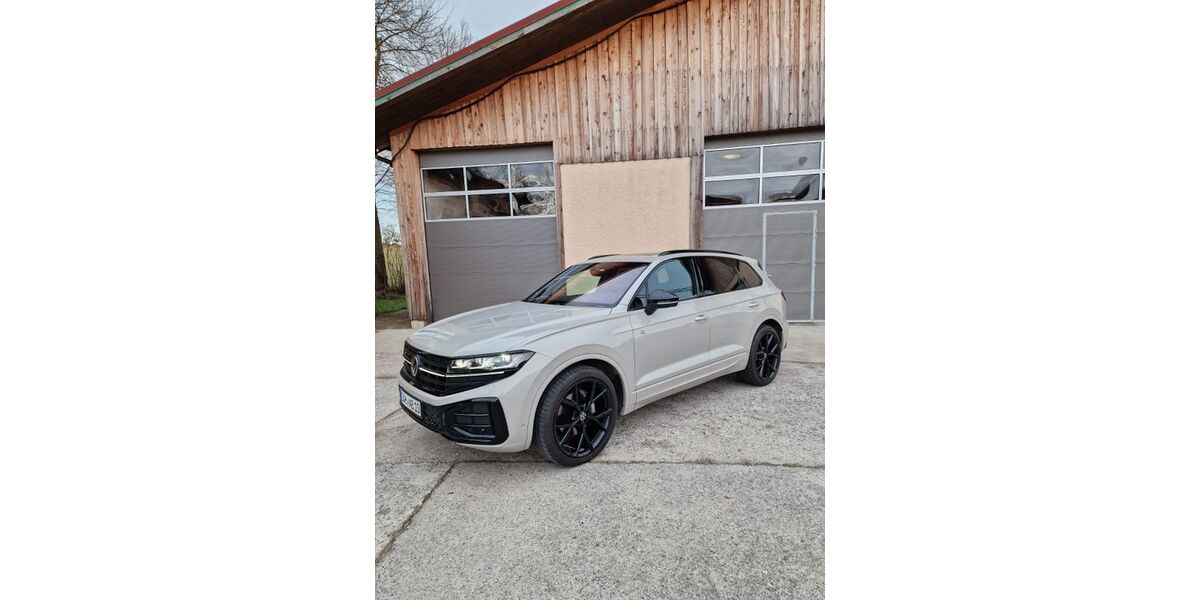 VW Touareg 23.000 km 70.900 &euro; Röhrmoos 85244