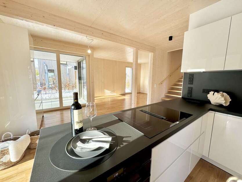 Haus zum Mieten in München 4.270 € 153 m²