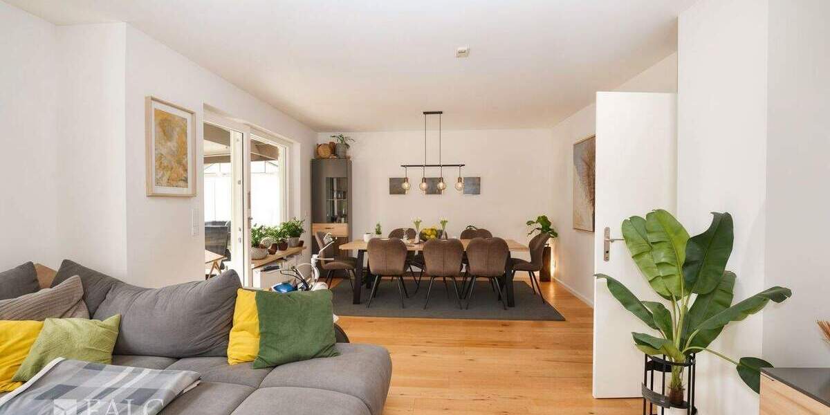 Reihenmittelhaus Fürstenfeldbruck - 4 Zimmer, 130 m&sup2;, 849.000&euro; | Angebot:25742770