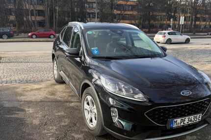 Ford Kuga 30.500 km 17.250 &euro; Olching 82140