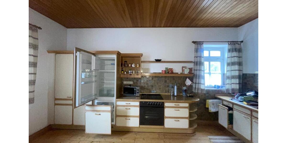 Etagenwohnung Gräfelfing - 5 Zimmer, 157 m&sup2;, 850&euro; | Angebot:26178367