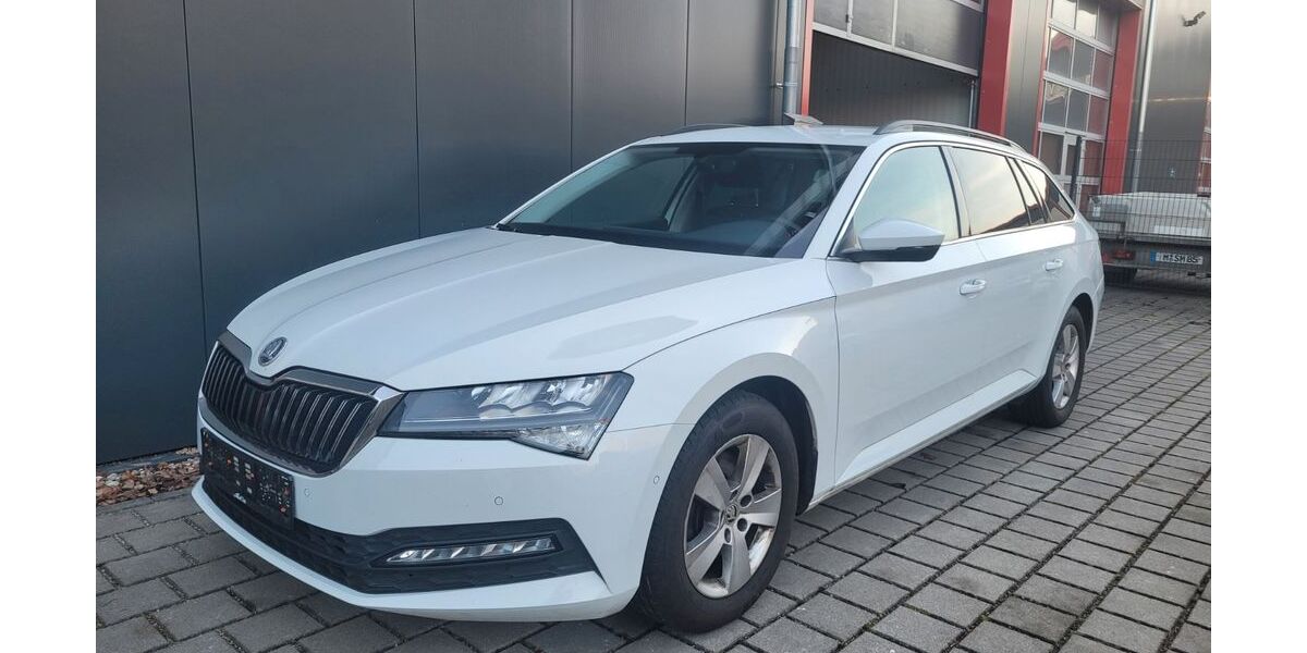 Skoda Superb 335.000 km 11.900 &euro; Puchheim (nähe München) 82178