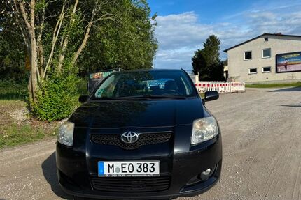 Toyota Auris 169.194 km 2.300 &euro; München 81476