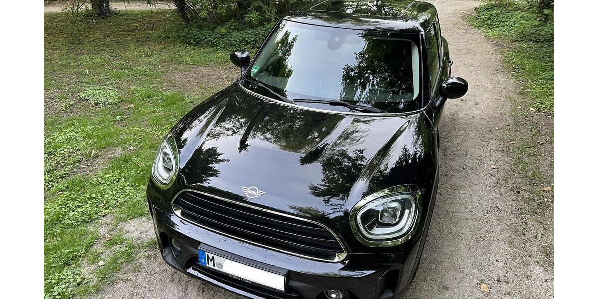 Mini Countryman D (Cooper) 63.400 km 18.900 &euro; München 81671