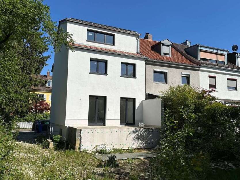 Haus zum Kaufen in München 1.350.000 € 122 m²