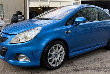 Opel Corsa 80.000 km 8.999 &euro; München 80636