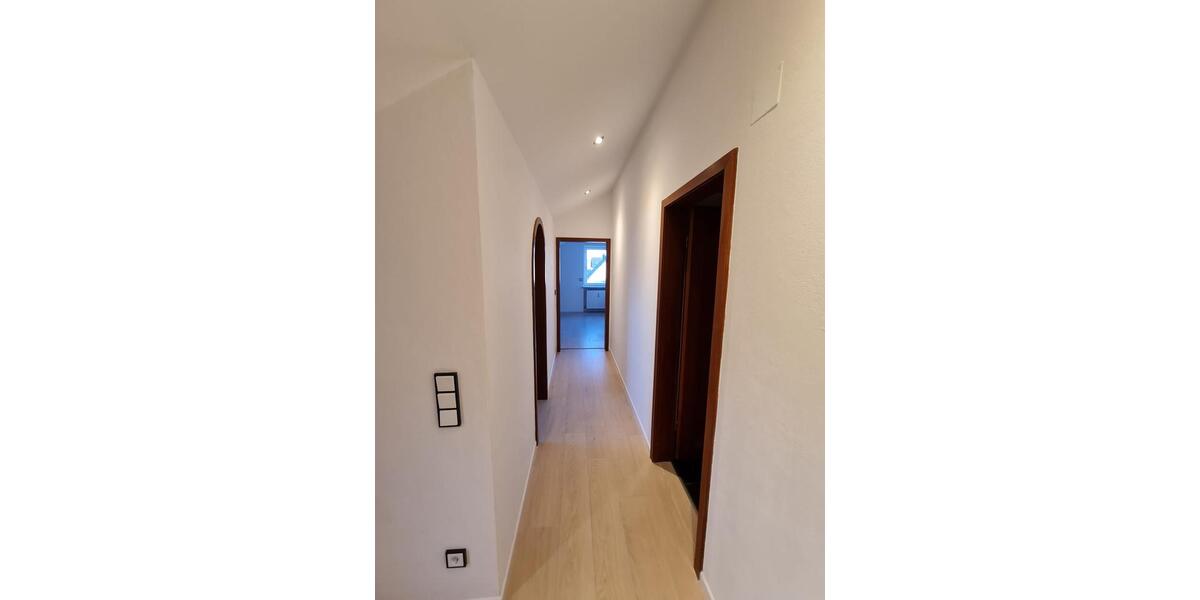 Dachgeschoßwohnung Olching - 2 Zimmer, 41 m&sup2;, 980&euro; | Angebot:26416390