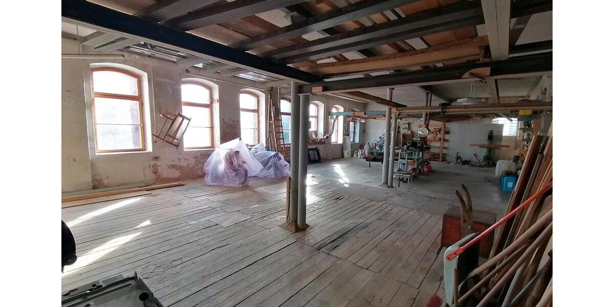 Mehrfamilienhaus, Wohnhaus München Schwabing-Freimann - 19 Zimmer, 300 m&sup2;, 117.500&euro; | Angebot:27096377