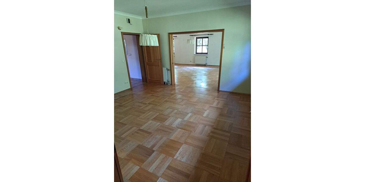 Einfamilienhaus Grünwald - 7 Zimmer, 268 m&sup2;, 2.990.000&euro; | Angebot:25760533