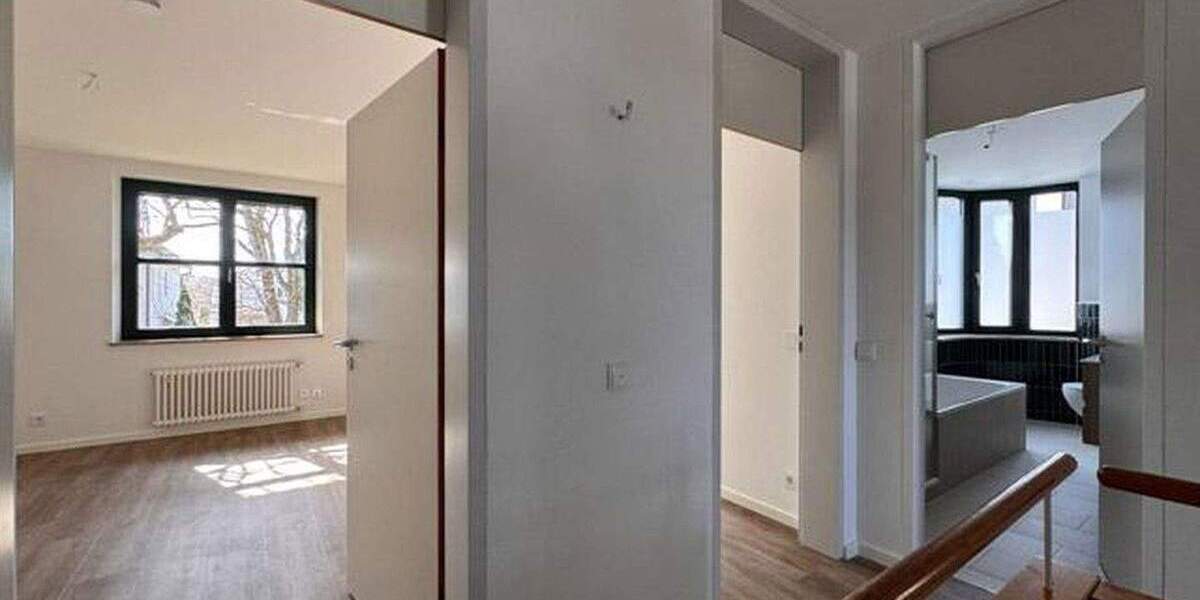 Doppelhaushälfte Krailling - 7 Zimmer, 140 m&sup2;, 2.730&euro; | Angebot:25568316