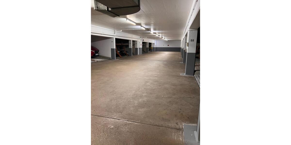 freie, renovierte, ruhige und elegante 2,5-Zimmer Whg.(Innenhof) 2.5 zimmer