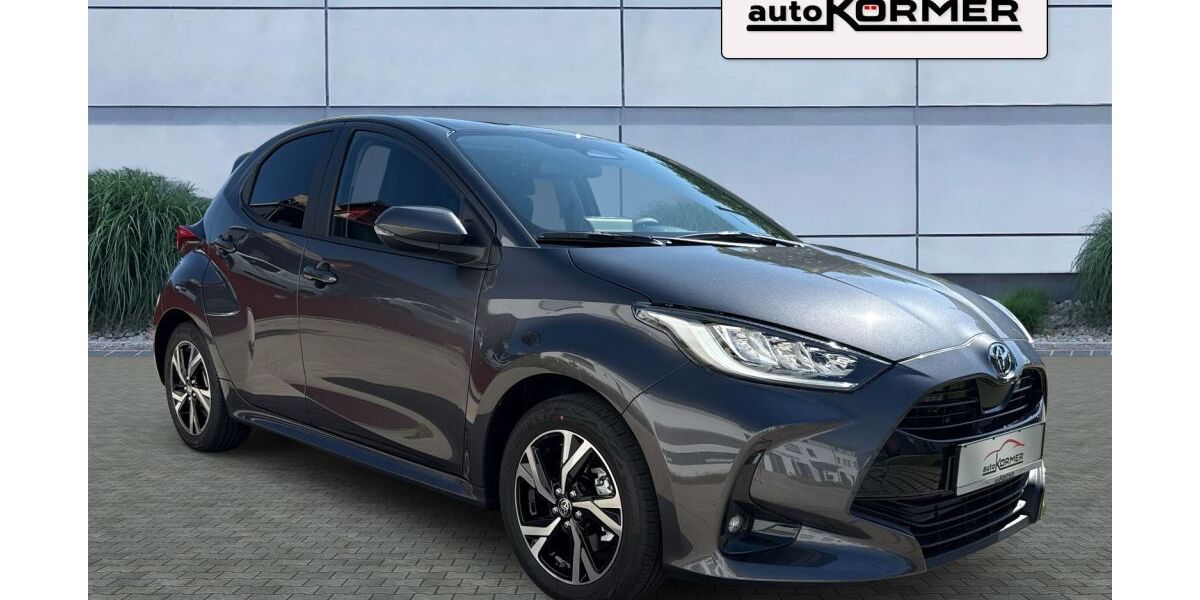 Toyota Yaris 3.780 km 23.880 &euro; Ismaning 85737